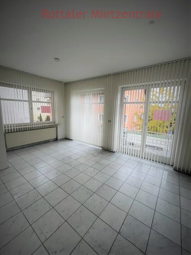 ***BAYERISCHE MIETZENTALE: helle und freundliche Büro- oder Praxisräume in Pocking!!!***